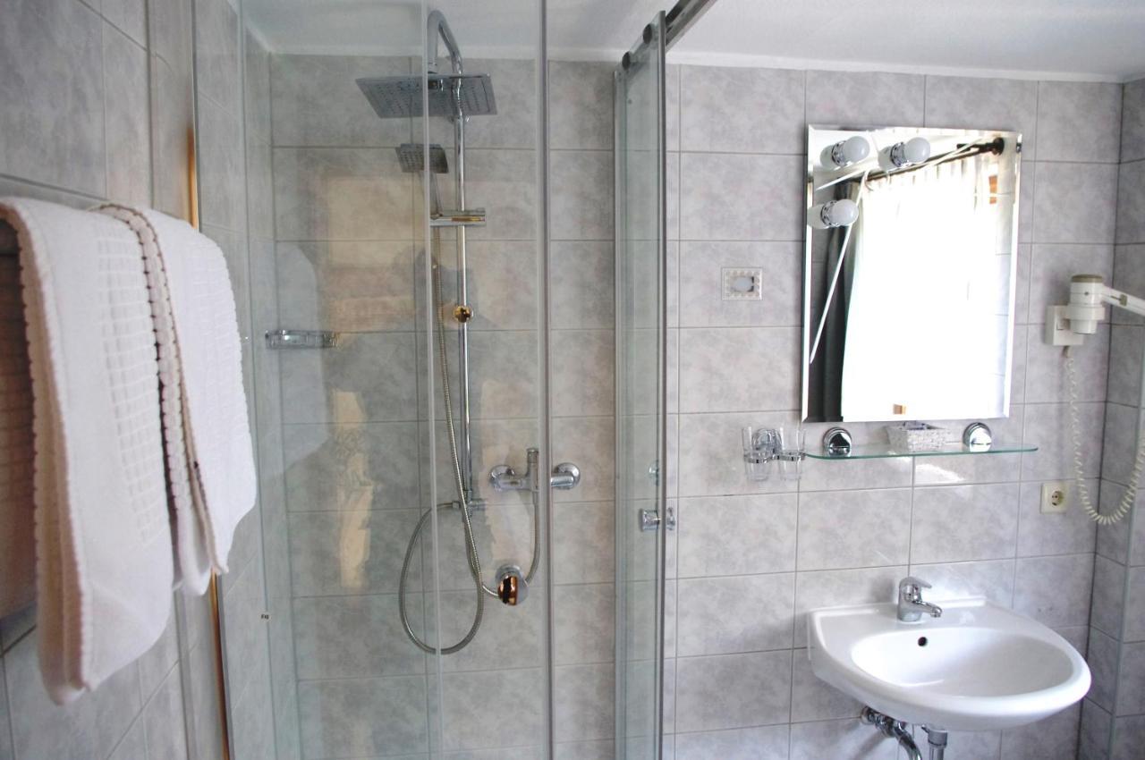 Hotel Gasthof Zum Walfisch Klingenthal Eksteriør bilde