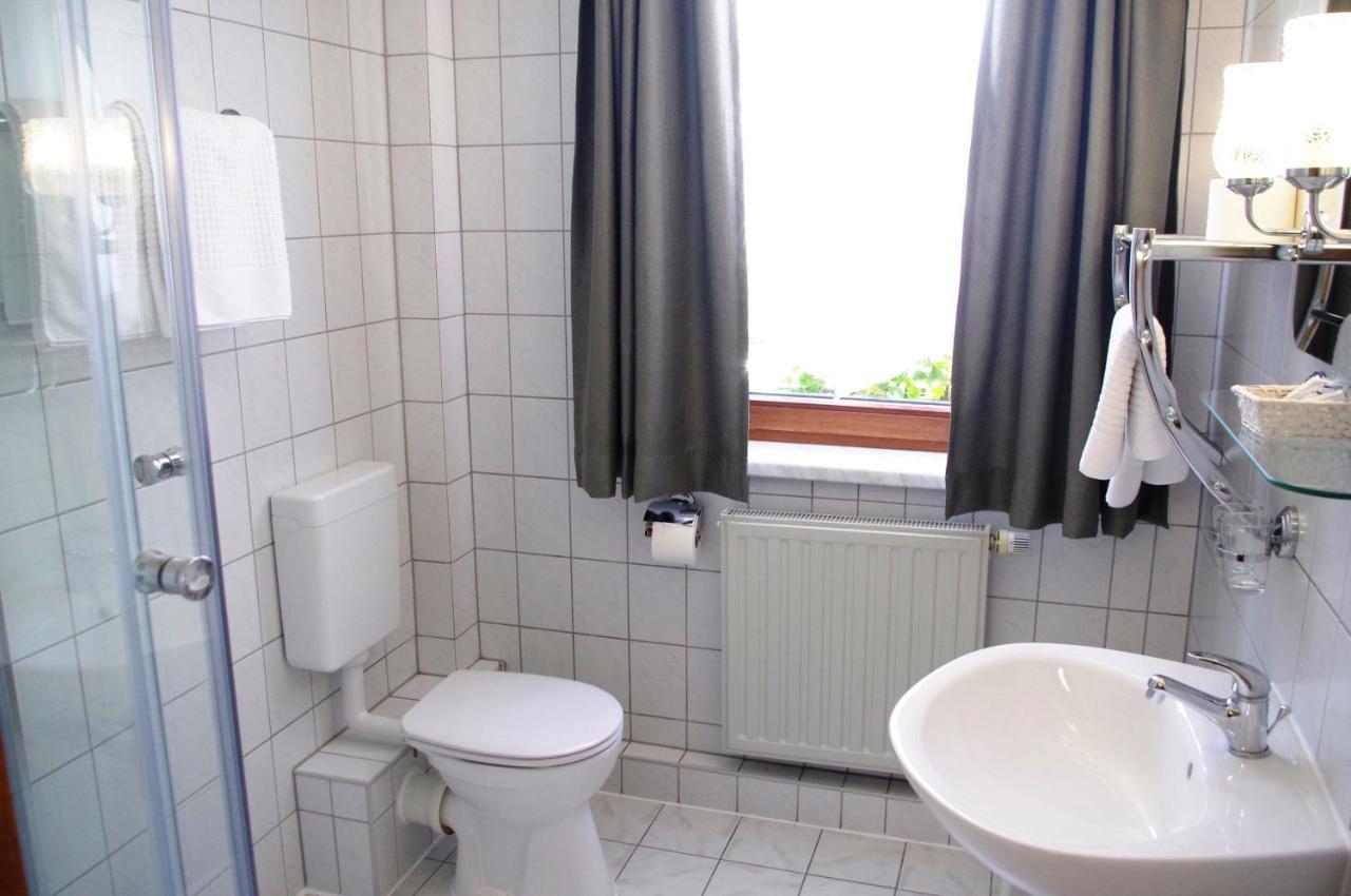 Hotel Gasthof Zum Walfisch Klingenthal Eksteriør bilde